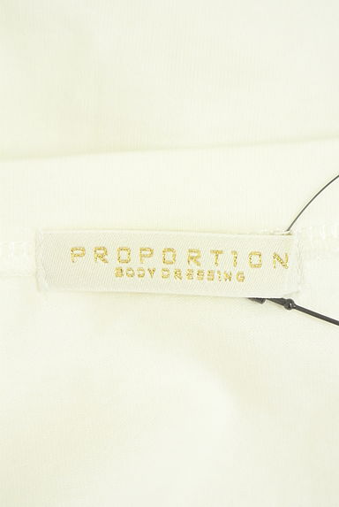 クリックで大画像表示 PROPORTION BODY DRESSING(プロポーションボディドレッシング)の古着「ワンポイント刺繍Tシャツ(Tシャツ)」大画像6へ