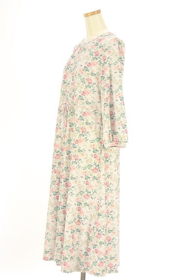 クリックで大画像表示 Laura Ashley(ローラアシュレイ)の古着「花柄ロングフレアワンピース(ワンピース・チュニック)」大画像3へ