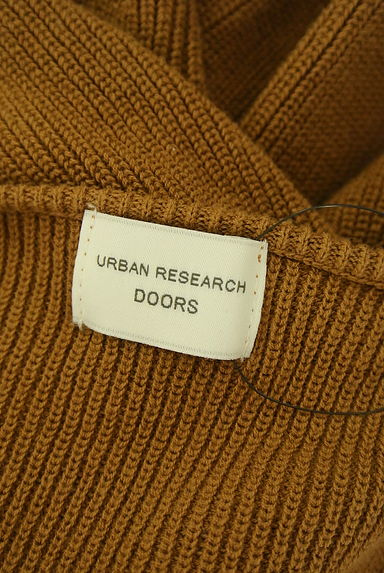 クリックで大画像表示 URBAN RESEARCH DOORS(アーバンリサーチドアーズ)の古着「Vネックニット(ニット)」大画像6へ
