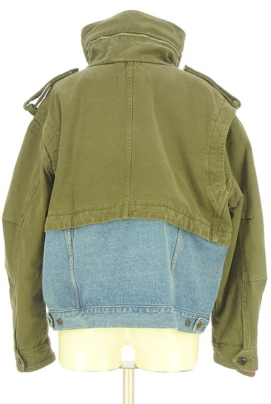 DIESEL（ディーゼル）の古着「ライナー付き上下切替ジャケット（ブルゾン・スタジャン）」大画像２へ