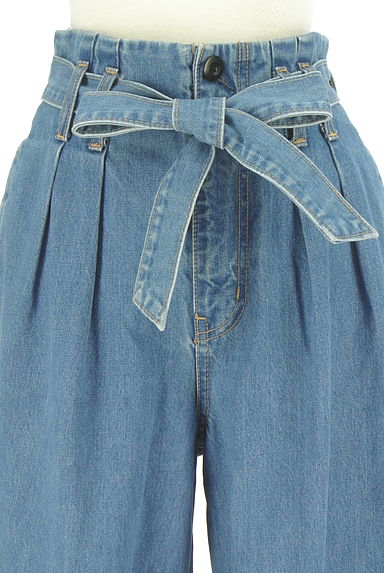 MOUSSY（マウジー）の古着「ベルト付きハイウエストワイドデニム（デニムパンツ）」大画像４へ
