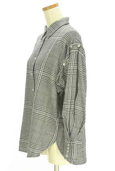 クリックで大画像表示 Snidel(スナイデル)の古着「2WAYチェックシャツ(ブラウス)」大画像3へ