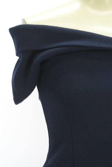 LagunaMoon（ラグナムーン）の古着「オフショル膝丈フレアワンピース（ワンピース・チュニック）」大画像４へ