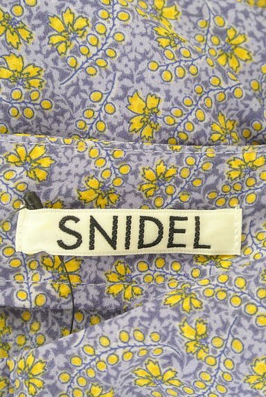 クリックで大画像表示 Snidel(スナイデル)の古着「花柄ロングフレアワンピース(ワンピース・チュニック)」大画像6へ