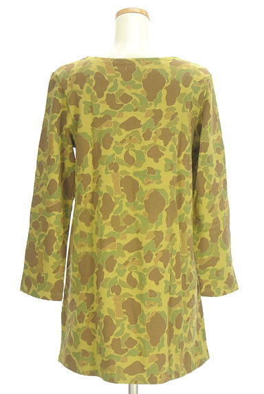 クリックで大画像表示 BEAMS Women's(ビームス ウーマン)の古着「BEAMS BOY 裏起毛迷彩チュニック(ワンピース・チュニック)」大画像2へ
