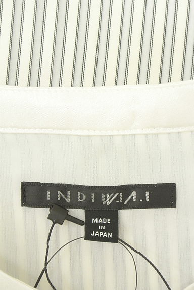 クリックで大画像表示 INDIVI(インディヴィ)の古着「INDIVI V.A.I シアーストライプブラウス(カットソー・プルオーバー)」大画像6へ