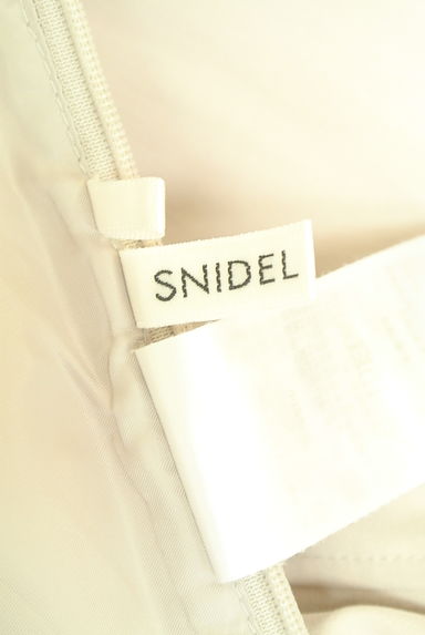 クリックで大画像表示 Snidel(スナイデル)の古着「ベルト付きダブルボタンミニスカート(ミニスカート)」大画像6へ