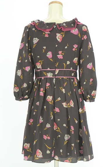 クリックで大画像表示 JILL by JILLSTUART(ジルバイジルスチュアート)の古着「フリル襟膝上フレアワンピース(ワンピース・チュニック)」大画像2へ