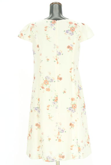 クリックで大画像表示 MISCH MASCH(ミッシュマッシュ)の古着「フレンチスリーブ花柄ワンピース(ワンピース・チュニック)」大画像2へ