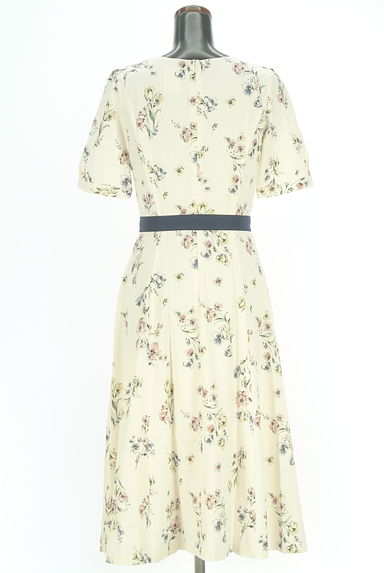 クリックで大画像表示 LAISSE PASSE(レッセパッセ)の古着「パフスリーブ花柄ワンピース(ワンピース・チュニック)」大画像2へ