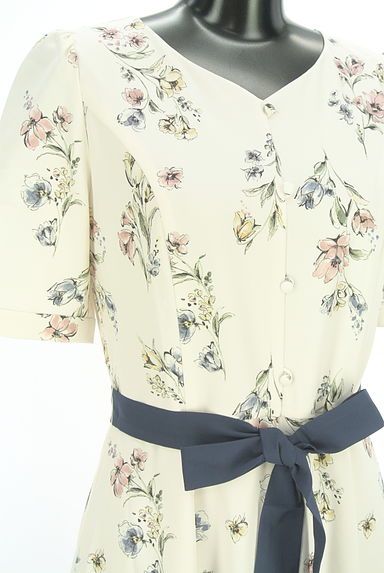 クリックで大画像表示 LAISSE PASSE(レッセパッセ)の古着「パフスリーブ花柄ワンピース(ワンピース・チュニック)」大画像4へ
