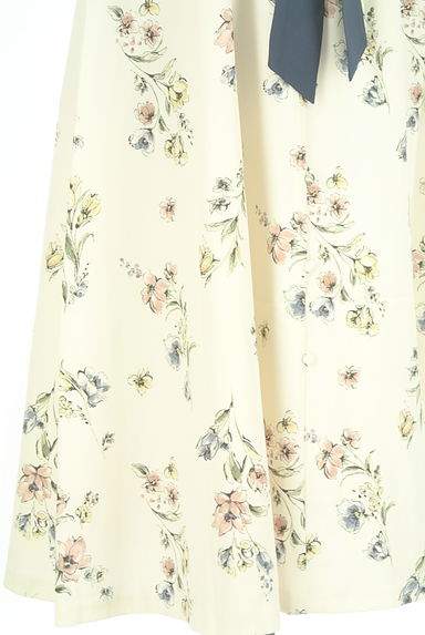 クリックで大画像表示 LAISSE PASSE(レッセパッセ)の古着「パフスリーブ花柄ワンピース(ワンピース・チュニック)」大画像5へ