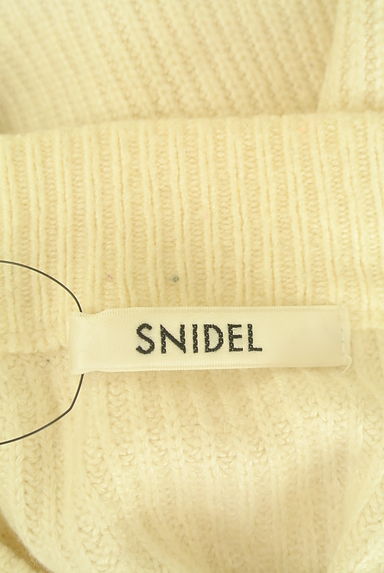 Snidel（スナイデル）の古着「花柄刺繍オープンショルダーニットトップス（ニット）」大画像６へ