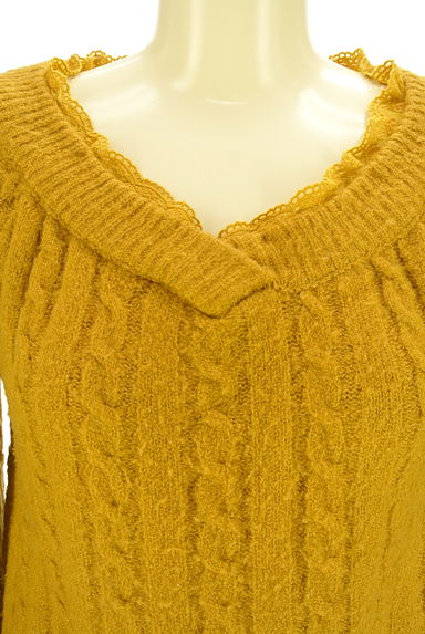 axes femme（アクシーズファム）の古着「Ｖネックケーブル編みニット（ニット）」大画像４へ