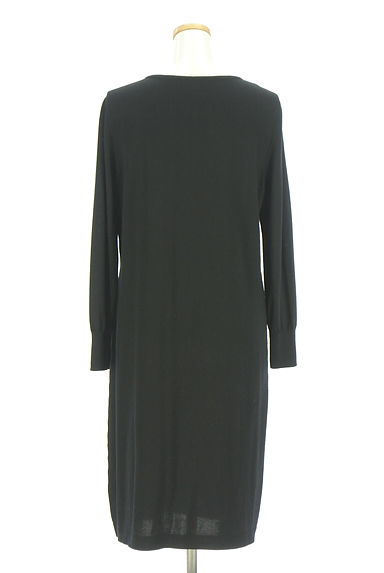 DAKS（ダックス）の古着「フロントチェック膝下ニットワンピース（ワンピース・チュニック）」大画像２へ