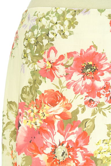 クリックで大画像表示 Laura Ashley(ローラアシュレイ)の古着「花柄タイトスカート(スカート)」大画像4へ