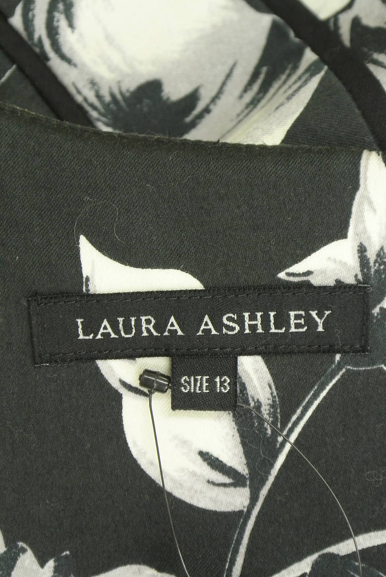 Laura Ashley（ローラアシュレイ）の古着「商品番号：PR10347962」-大画像6