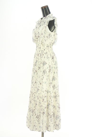 Snidel（スナイデル）の古着「ノースリ花柄シフォンワンピース（ワンピース・チュニック）」大画像３へ