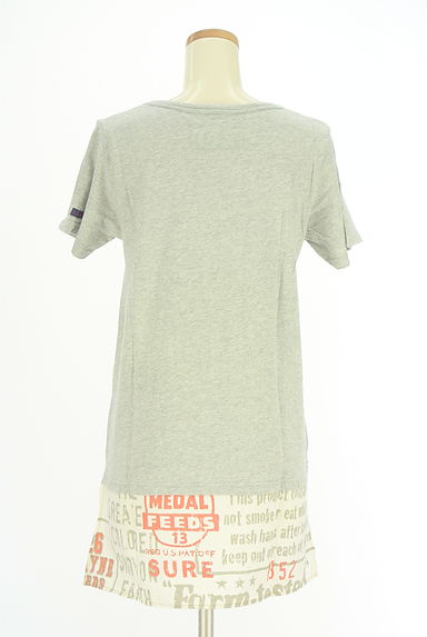 クリックで大画像表示 CUBE SUGAR(キューブシュガー)の古着「レイヤード風ロゴTシャツチュニック(ワンピース・チュニック)」大画像2へ