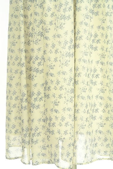 クリックで大画像表示 PROPORTION BODY DRESSING(プロポーションボディドレッシング)の古着「小花柄ロングフレアワンピース(ワンピース・チュニック)」大画像5へ