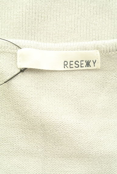クリックで大画像表示 RESEXXY(リゼクシー)の古着「光沢シアーパフスリーブニットワンピース(ワンピース・チュニック)」大画像6へ