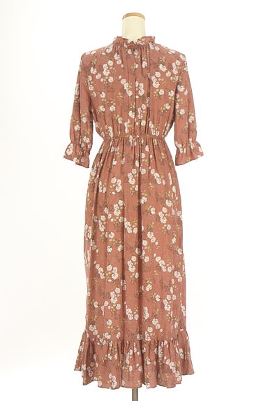 クリックで大画像表示 dazzlin(ダズリン)の古着「5分袖花柄ロングワンピース(ワンピース・チュニック)」大画像2へ