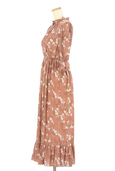 クリックで大画像表示 dazzlin(ダズリン)の古着「5分袖花柄ロングワンピース(ワンピース・チュニック)」大画像3へ