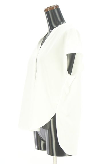 クリックで大画像表示 NOLLEY'S sophi(ノーリーズソフィ)の古着「キーネックノースリカットソー(カットソー・プルオーバー)」大画像3へ