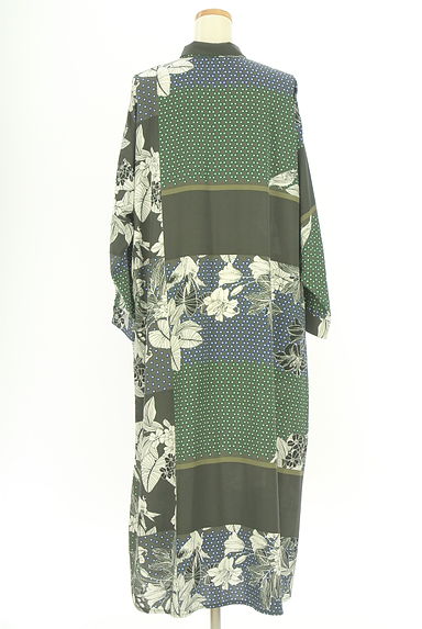クリックで大画像表示 antiqua(アンティカ)の古着「patterntorso ドット×花柄ロングワンピ(ワンピース・チュニック)」大画像2へ