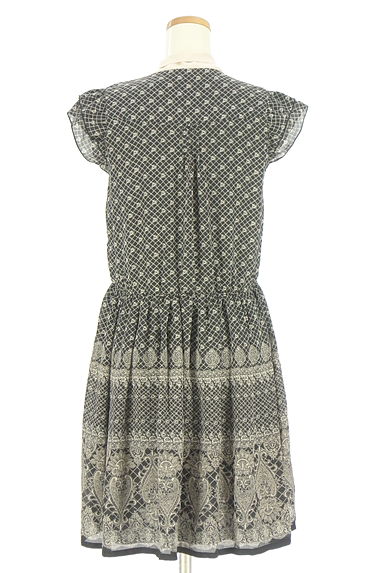 クリックで大画像表示 axes femme(アクシーズファム)の古着「ノースリ総柄シフォンワンピース(ワンピース・チュニック)」大画像2へ