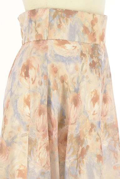 クリックで大画像表示 JILL by JILLSTUART(ジルバイジルスチュアート)の古着「花柄ミモレスカート(ロングスカート・マキシスカート)」大画像4へ