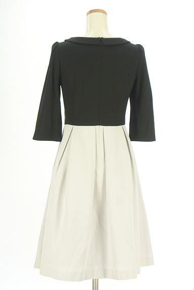 TO BE CHIC（トゥービーシック）の古着「バイカラー異素材切替膝丈ワンピース（ワンピース・チュニック）」大画像２へ