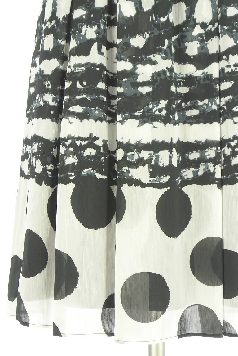 TO BE CHIC（トゥービーシック）の古着「商品番号：PR10349001」-大画像4