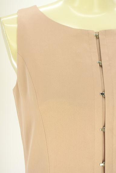 クリックで大画像表示 LANVIN en Bleu(ランバンオンブルー)の古着「膝下丈光沢フレアワンピース(ワンピース・チュニック)」大画像4へ
