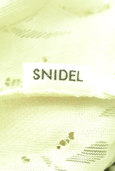 クリックで大画像表示 Snidel(スナイデル)の古着「ベルト付き総レースロングフレアワンピ(ワンピース・チュニック)」大画像6へ