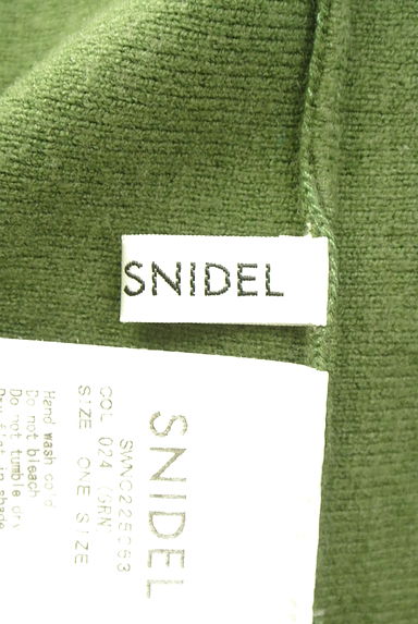 クリックで大画像表示 Snidel(スナイデル)の古着「付け衿膝上ニットワンピース(ワンピース・チュニック)」大画像6へ