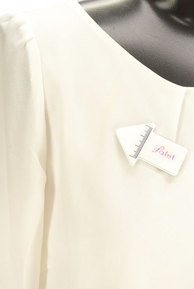 クリックで大画像表示 LAISSE PASSE(レッセパッセ)の古着「花刺しゅう入り5分袖シフォンブラウス(ブラウス)」大画像5へ