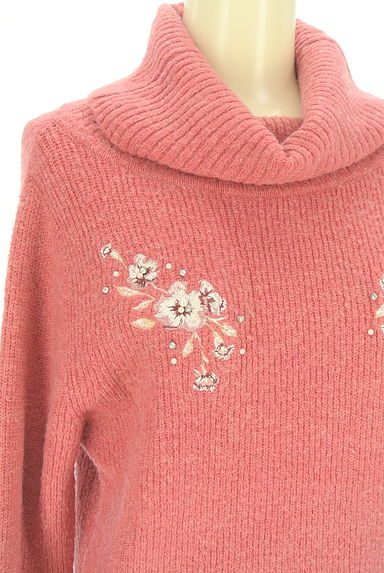 クリックで大画像表示 LAISSE PASSE(レッセパッセ)の古着「花刺しゅう入りオフタートルニット(ニット)」大画像4へ