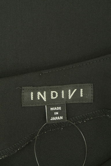 クリックで大画像表示 INDIVI(インディヴィ)の古着「肩レースプルオーバー(カットソー・プルオーバー)」大画像6へ