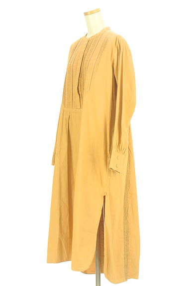 クリックで大画像表示 UNITED ARROWS(ユナイテッドアローズ)の古着「Pheeta ピンタックロングワンピース(ワンピース・チュニック)」大画像3へ