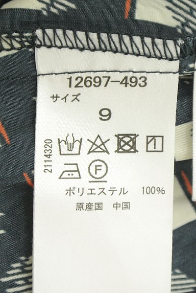 クリックで大画像表示 DoCLASSE(ドゥクラッセ)の古着「サテン調ロングワンピース(ワンピース・チュニック)」大画像5へ