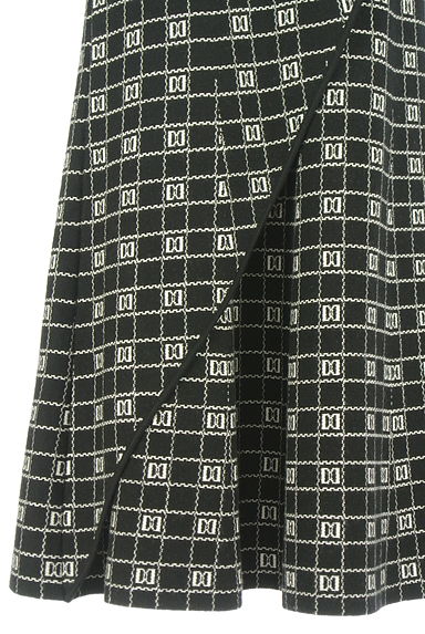 クリックで大画像表示 Darich(ダーリッチ)の古着「総柄ロングニットスカート(ロングスカート・マキシスカート)」大画像4へ