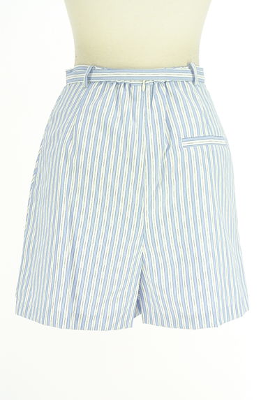 クリックで大画像表示 REDYAZEL(レディアゼル)の古着「ベルト付きスカート風ショートパンツ(ショートパンツ・ハーフパンツ)」大画像2へ