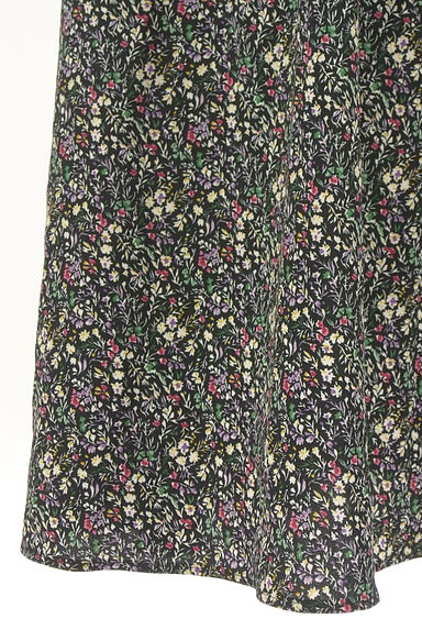 クリックで大画像表示 Ungrid(アングリッド)の古着「花柄シフォンロングスカート(ロングスカート・マキシスカート)」大画像4へ