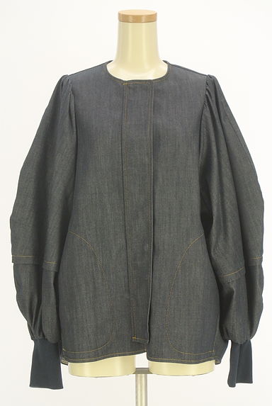 yori（ヨリ）アウター買取実績の前画像