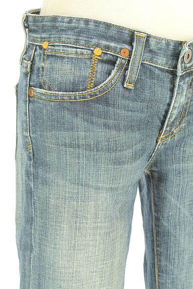 クリックで大画像表示 AG jeans(エージー)の古着「スリムストレートデニムパンツ(デニムパンツ)」大画像4へ
