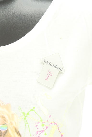 クリックで大画像表示 Rady(レディ)の古着「プリントTシャツ(Tシャツ)」大画像5へ