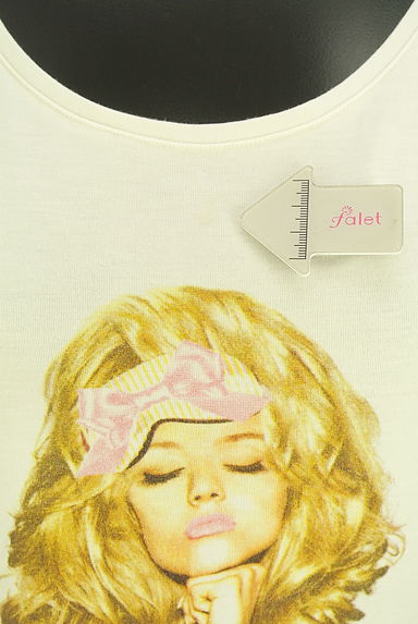 クリックで大画像表示 Rady(レディ)の古着「プリントTシャツ(Tシャツ)」大画像5へ