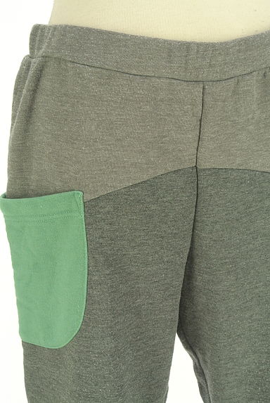 クリックで大画像表示 Jocomomola(ホコモモラ)の古着「クロップド丈スウェットパンツ(パンツ)」大画像4へ